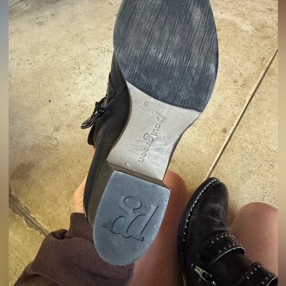 Paul Green SoHo Studded Leather Moto Ankle Boots - Picture 2 of 9